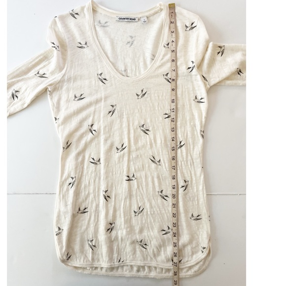 Country Road Top Tee Women’s Sz S White Black Bird Print Linen Blend Long Sleeve - Picture 6 of 10